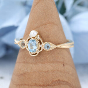 AMANDAFINEJEWELRY Aquamarine Yellow Gold Engagement Ring (2)