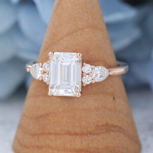 AMANDAFINEJEWELRY Emerald Cut Moissanite Rose Gold Engagement Ring (2)