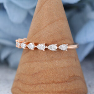 AMANDAFINEJEWELRY Moissanite Rose Gold Wedding Band (2)
