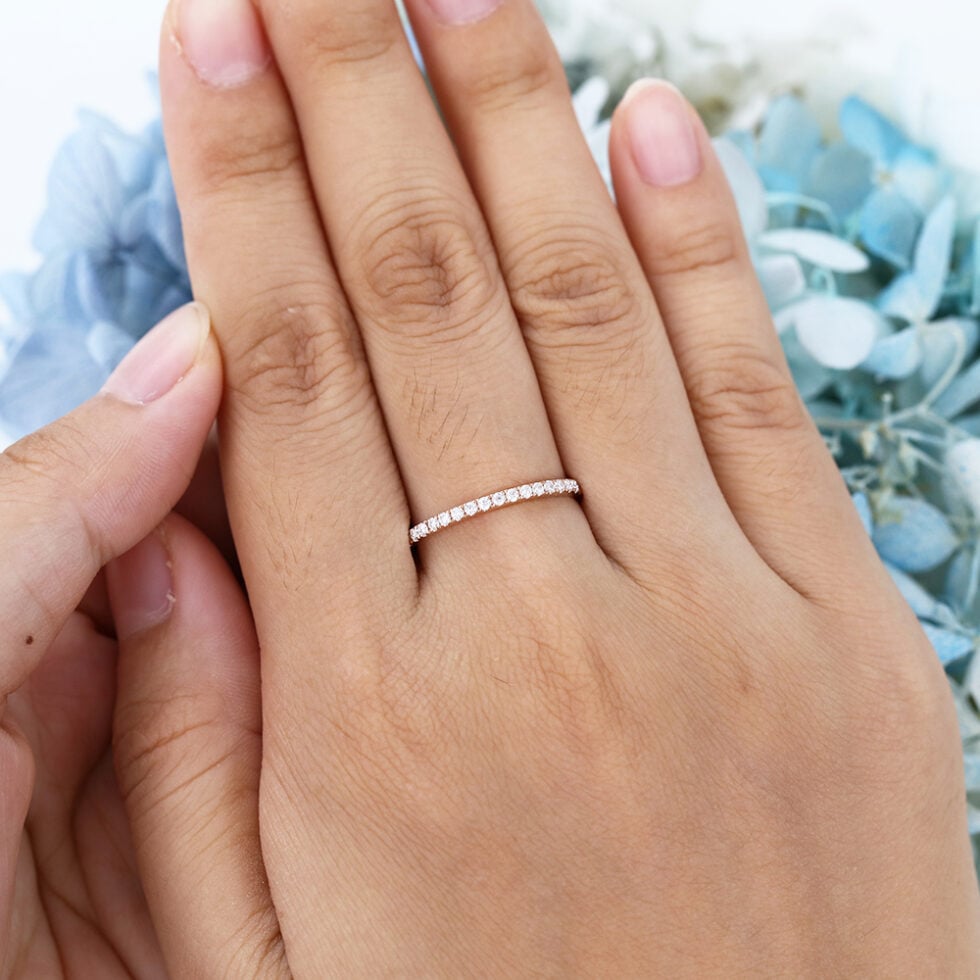 AMANDAFINEJEWELRY Moissanite Rose Gold Wedding Band