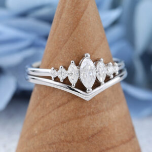 AMANDAFINEJEWELRY Moissanite White Gold Engagement Ring Set (3)