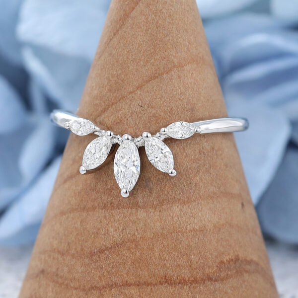 AMANDAFINEJEWELRY Moissanite White Gold Wedding Band (2)