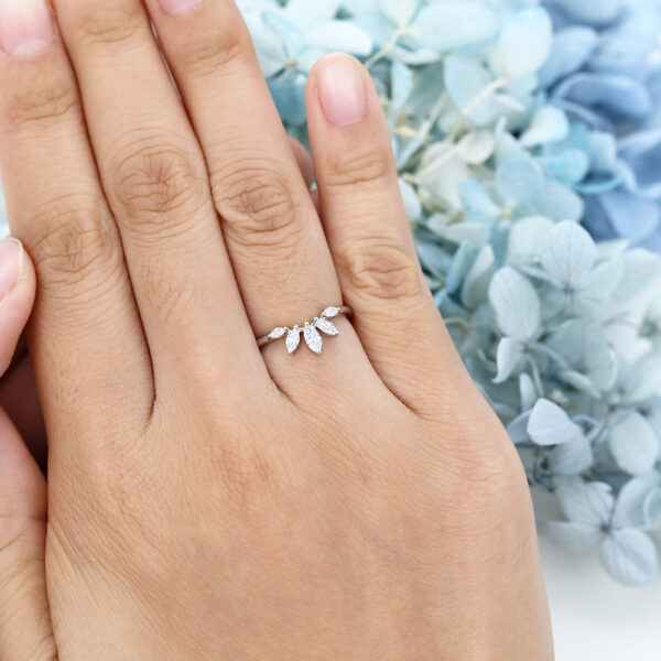 AMANDAFINEJEWELRY Moissanite White Gold Wedding Band (6)