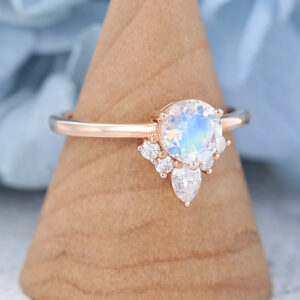 AMANDAFINEJEWELRY Moonstone Rose Gold Engagement Ring (3)