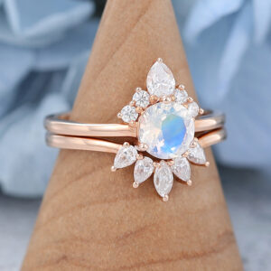 AMANDAFINEJEWELRY Moonstone Rose Gold Engagement Ring Set (3)
