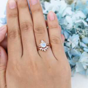 AMANDAFINEJEWELRY Moonstone Rose Gold Engagement Ring Set (5)