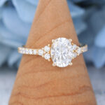 AMANDAFINEJEWELRY Oval Cut Moissanite Gold Engagement Ring