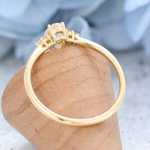 AMANDAFINEJEWELRY Oval Cut Moonstone Gold Engagement Ring (6)