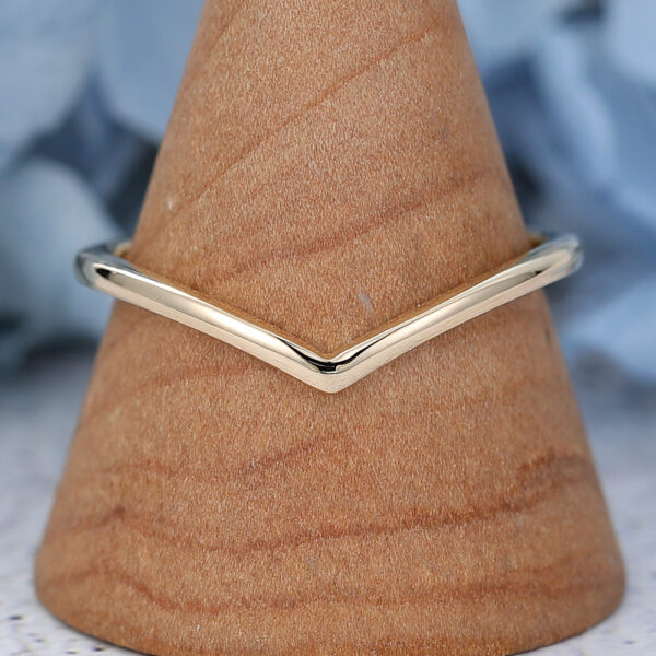 AMANDAFINEJEWELRY Yellow Gold Wedding Band