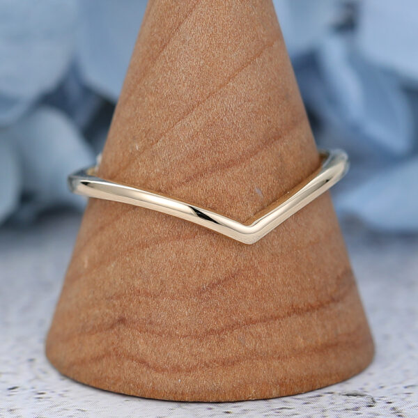 AMANDAFINEJEWELRY Yellow Gold Wedding Band