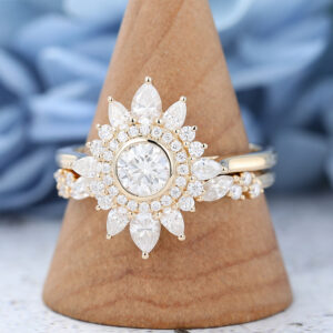Rose Gold Moissanite Engagement Ring Set-3