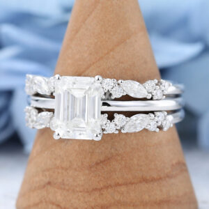 White Gold Emerald Cut Moissanite Engagement Ring Set-2
