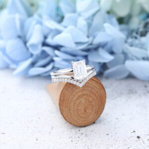 White Gold Emerald Cut Moissanite Engagement Ring Set-5