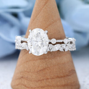 White Gold Oval Cut Moissanite Engagement Ring Set -3