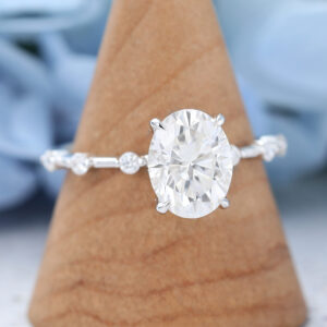 White Gold oval cut Moissanite Engagement Ring-4