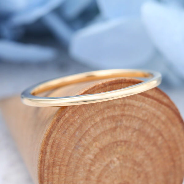 Vintage Wedding Band 14K Solid Gold Ring Gold Yellow Gold Women Chevron Ring Simple Delicate Ring Matching Stacking
