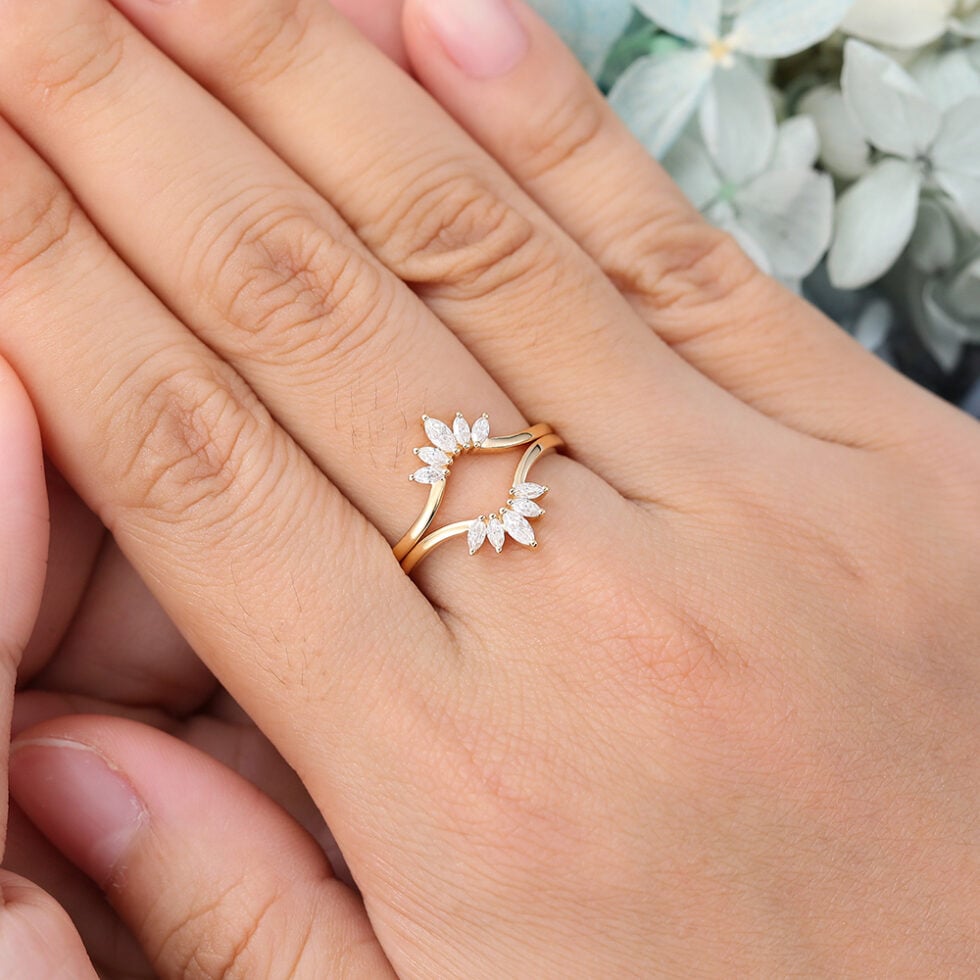 2Pcs Curved Diamond Wedding Band Yellow Gold Diamond Ring