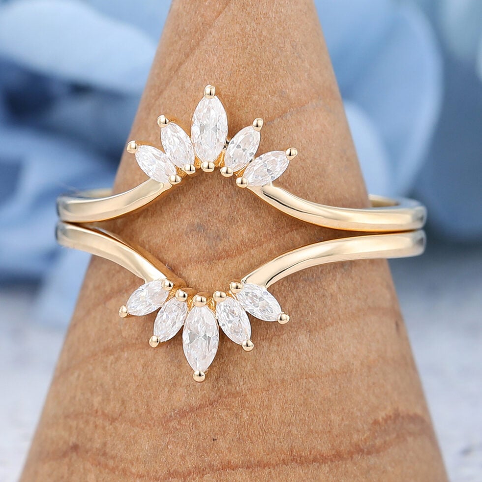 2Pcs Curved Diamond Wedding Band Yellow Gold Diamond Ring