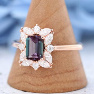 AMANDAFINEJEWELRY Rose Gold Emerald Cut Alexandrite Engagement Ring -2