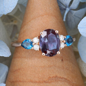 AMANDAFINEJEWELRY Rose Gold Oval Cut Alexandrite Engagement Ring -3