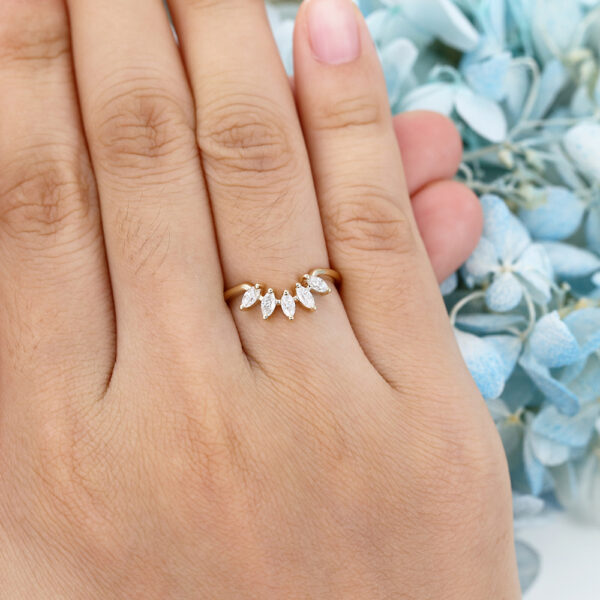 Diamond Curved Wedding Band Yellow gold Vintage Unique Matching Stacking Ring Bridal Ring