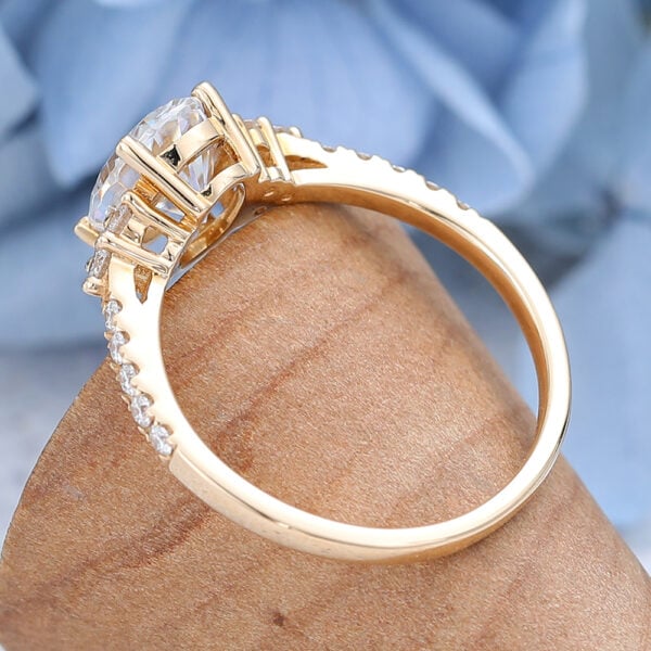 AMANDAFINEJEWELRY Yellow Gold Oval Cut Moissanite Engagement Ring -5
