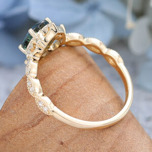 Amandafinejewelry Yellow Gold Oval Cut Green Blue Sapphire Engagement Ring -5