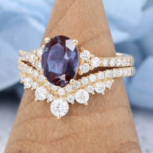 Amandafinejewelry Yellow Gold Oval Cut Lab Alexandrite Eneagement Ring Set -2