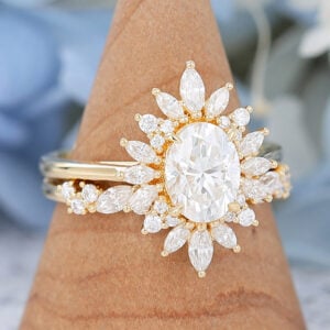Amandafinejewelry Yellow Gold Oval Cut Moissanite Engagement Rings Set -3