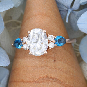 Amandafinejewelry rose gold oval cut moisssanite engagenment ring-4