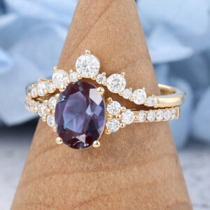 Oval Cut Lab Alexandrite Vintage Cluster Yellow Gold Ring Set Half Eternity Diamond Bridal Set2