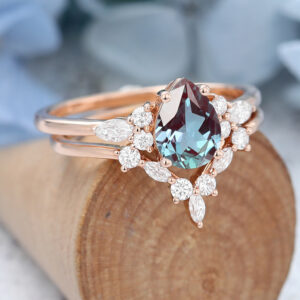 Rose Gold Pear Shaped Lab Alexandrite Eneagement Ring Set1