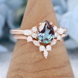 Rose Gold Pear Shaped Lab Alexandrite Eneagement Ring Set2