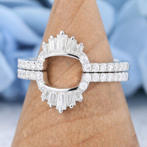 White Gold Baguette Cut Moissanite Curved Wedding Band3