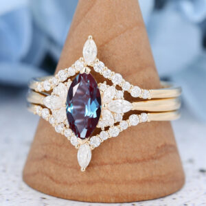 Yellow Gold Marquise Cut Lab Alexandrite Eneagement Ring Set2