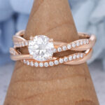 Rose Gold Twisted Band Moissanite Bridal Set