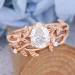 Vintage Rose Gold Leaf Pear Moissanite Engagement Ring Set