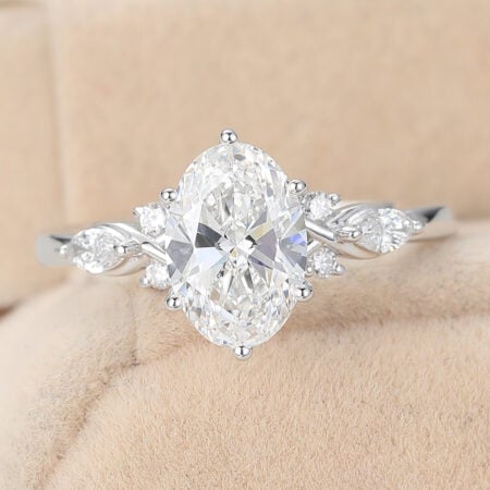 Diamond Cut Oval Cut Lab Grown Diamond Cluster Engagement Ring Classic Bridal Ring