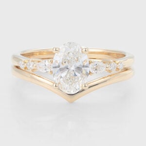 Oval Cut Lab Grown Diamond Unique Engagement Ring Set with Simple Curved Band