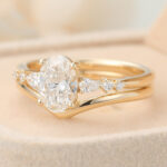 Oval Cut Lab Grown Diamond Unique Engagement Ring Set with Simple Curved Band