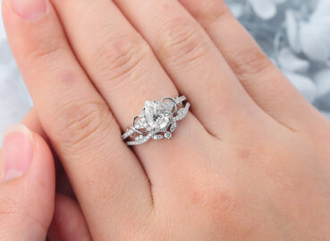 Ring on Middle Finger Meaning – All You Need To Know