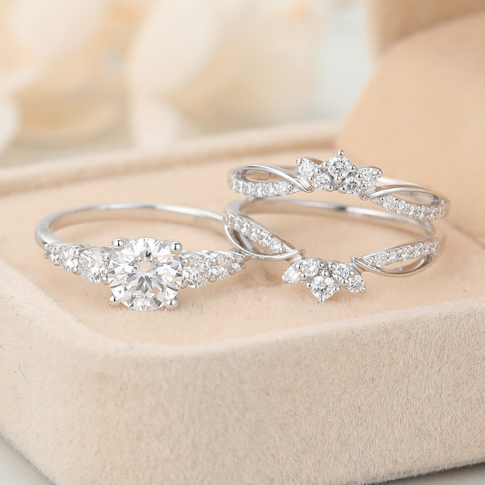 Round Cut Lab Grown Diamond Engagement Ring Set with Enhancer Band