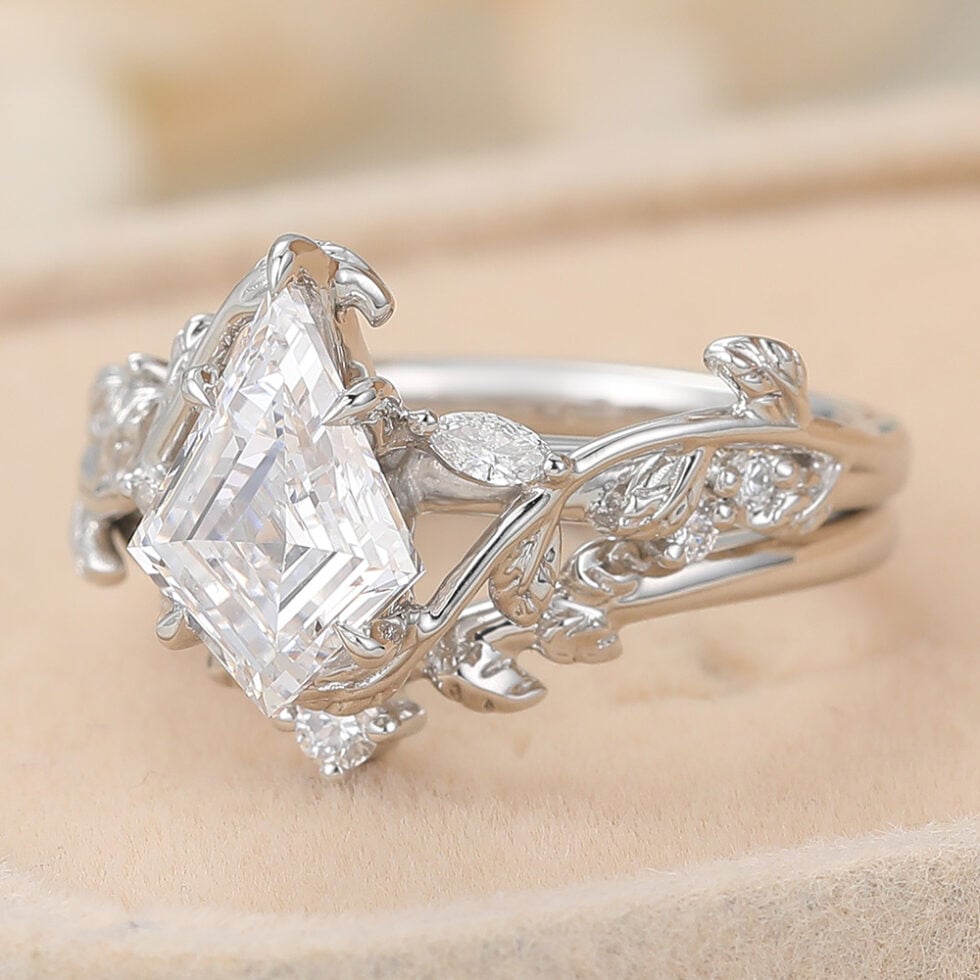 Kite Cut Lab Grown Diamond Engagement Ring Set Vine-Inspired Bridal Set