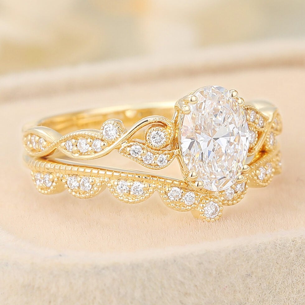 Oval Cut Lab Grown Diamond Engagement Ring Set Vintage Beaded Bridal Set