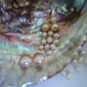 What Do Pearls Symbolize