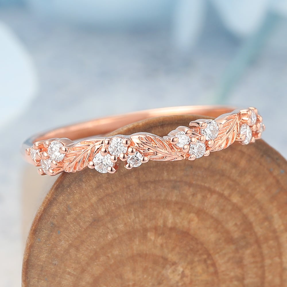 Nature-Inspired Wedding Band Alternating Moissanite & Leaf Motif (2) Nature-Inspired Wedding Band Alternating Moissanite & Leaf Motif (2)