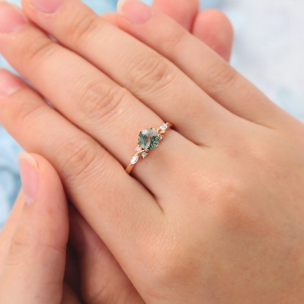 Round Cut Moss Agate Engagement Ring Split Shank Design