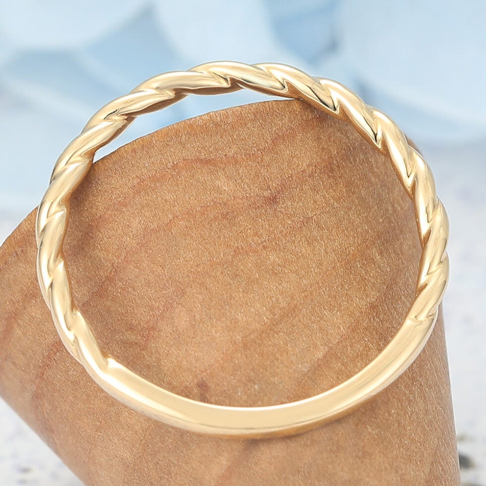 Can You Shower with Gold Jewelry Solid Wedding Band with 3/4 Twisted Design