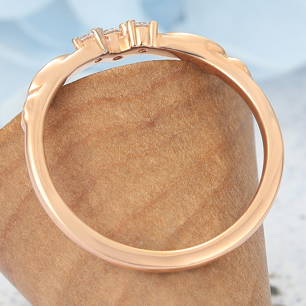 Curved Wedding Band with Round Moissanite Cluster & Leaf Details (2) Curved Wedding Band with Round Moissanite Cluster & Leaf Details (2)