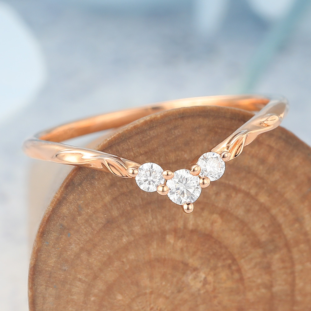 Curved Wedding Band with Round Moissanite Cluster & Leaf Details (3) Curved Wedding Band with Round Moissanite Cluster & Leaf Details (3)